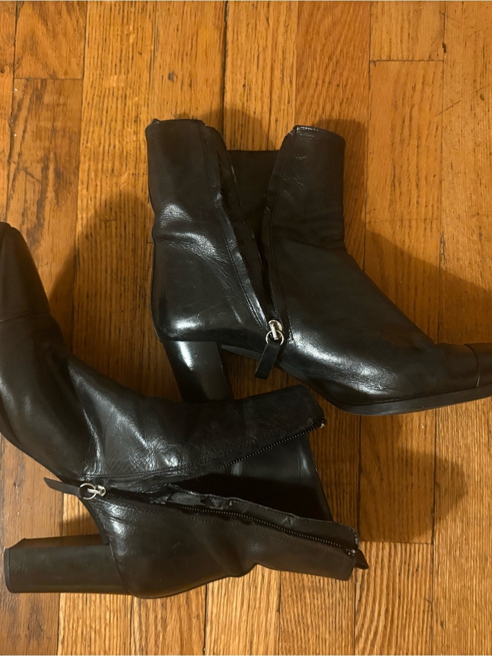 Women's Black Leather Zip Ankle Boots